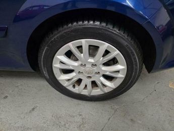 Vauxhall Astra 1.4i 16v SRi Sport Hatch 3dr