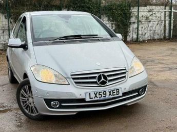 Mercedes-Benz A Class 1.5 A160 Elegance SE Hatchback 5dr Petrol CVT (162 g/km, 95 bhp)