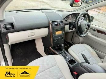Mercedes-Benz A Class 1.5 A160 Elegance SE Hatchback 5dr Petrol CVT (162 g/km, 95 bhp)