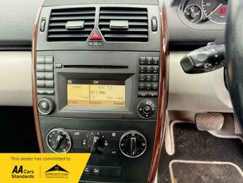 Mercedes-Benz A Class 1.5 A160 Elegance SE Hatchback 5dr Petrol CVT (162 g/km, 95 bhp)