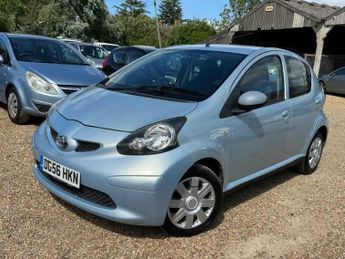 Toyota AYGO 1.0 VVT-i + MultiMode Euro 4 5dr