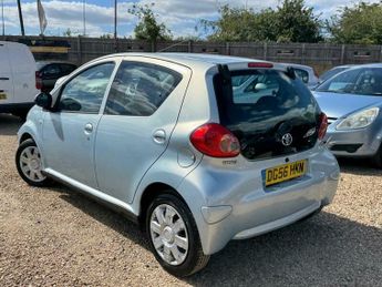 Toyota AYGO 1.0 VVT-i + MultiMode Euro 4 5dr