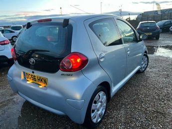 Toyota AYGO 1.0 VVT-i + MultiMode Euro 4 5dr