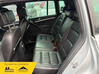 Volkswagen Tiguan R LINE EDITION TDI BMT 4MOTION AUTOMATIC DSG