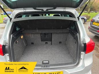 Volkswagen Tiguan R LINE EDITION TDI BMT 4MOTION AUTOMATIC DSG