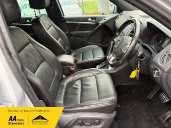 Volkswagen Tiguan R LINE EDITION TDI BMT 4MOTION AUTOMATIC DSG