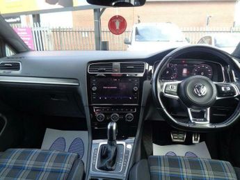 Volkswagen Golf 1.4 TSI 8.7kWh GTE Advance DSG Euro 6 (s/s) 5dr