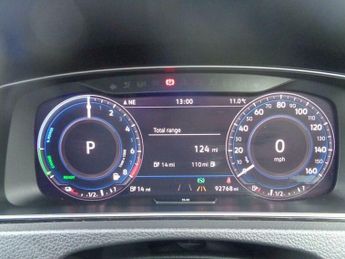 Volkswagen Golf 1.4 TSI 8.7kWh GTE Advance DSG Euro 6 (s/s) 5dr