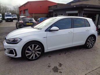 Volkswagen Golf 1.4 TSI 8.7kWh GTE Advance DSG Euro 6 (s/s) 5dr