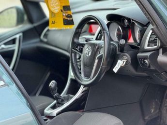 Vauxhall Astra 1.7 CDTi SRi Euro 5 5dr