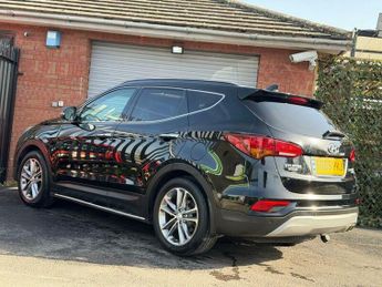 Hyundai Santa Fe 2.2 CRDi Blue Drive Premium SE SUV 5dr Diesel Auto 4WD Euro 6 (s
