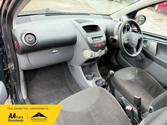 Citroen C1 1.0i Rhythm Hatchback 5dr Petrol Manual Euro 4 (67 ps)