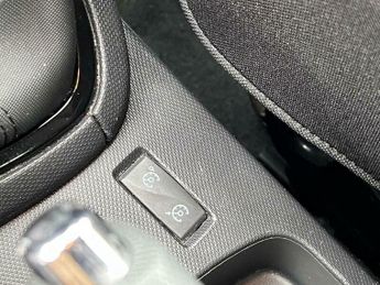 Renault Clio 1.2 16V Dynamique MediaNav Euro 5 5dr