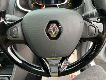 Renault Clio 1.2 16V Dynamique MediaNav Euro 5 5dr