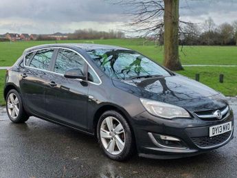 Vauxhall Astra 1.6 16v SRi Euro 5 5dr
