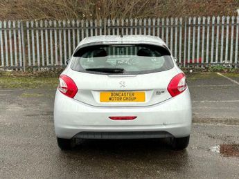 Peugeot 208 1.4 e-HDi Active EGC Euro 5 (s/s) 5dr