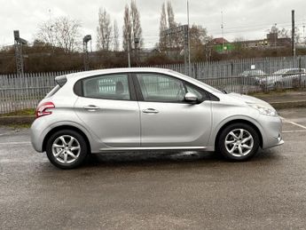 Peugeot 208 1.4 e-HDi Active EGC Euro 5 (s/s) 5dr