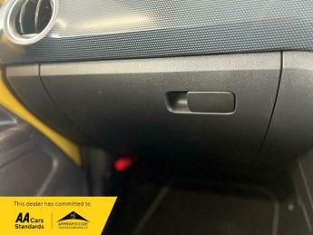 Volkswagen Up 1.0 Move up! ASG Euro 6 3dr