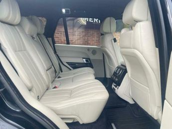 Land Rover Range Rover SDV8 VOGUE