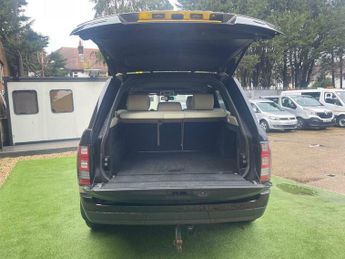 Land Rover Range Rover SDV8 VOGUE