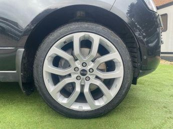 Land Rover Range Rover SDV8 VOGUE