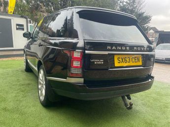 Land Rover Range Rover SDV8 VOGUE