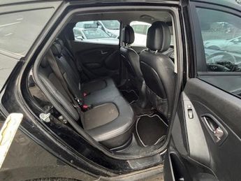 Hyundai IX35 CRDI SE NAV LOADS OF TECH, WITH GREAT RUNNING COSTS-SAT NAVIGATI