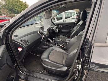 Hyundai IX35 CRDI SE NAV LOADS OF TECH, WITH GREAT RUNNING COSTS-SAT NAVIGATI