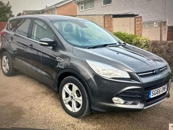 Ford Kuga 2.0 TDCi Zetec SUV 5dr Diesel Manual 2WD Euro 6 (s/s) (150 ps)