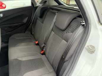 Ford Fiesta 1.0T EcoBoost Zetec Euro 5 (s/s) 5dr