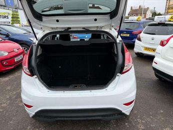 Ford Fiesta 1.0T EcoBoost Zetec Euro 5 (s/s) 5dr