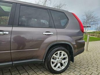 Nissan X-Trail 2.0 dCi Tekna Auto 4WD Euro 5 5dr (AVM)