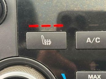 Land Rover Discovery Sport 2.0 TD4 HSE Black Auto 4WD Euro 6 (s/s) 5dr