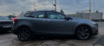 Volvo V40 2.0 D2 Lux Nav Auto Euro 6 (s/s) 5dr
