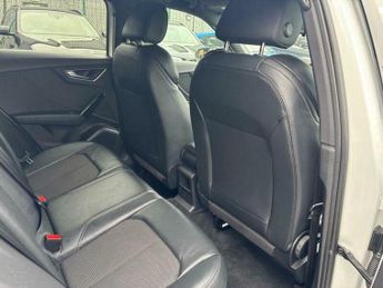 Audi Q2 1.5 TFSI CoD 35 Black Edition S Tronic Euro 6 (s/s) 5dr