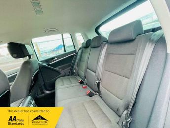 Volkswagen Tiguan 2.0 TDI BlueMotion Tech SE DSG 4WD Euro 5 (s/s) 5dr