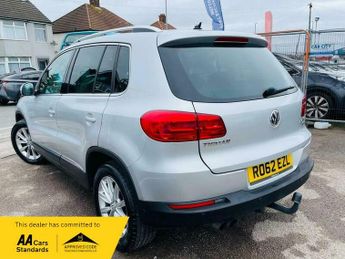 Volkswagen Tiguan 2.0 TDI BlueMotion Tech SE DSG 4WD Euro 5 (s/s) 5dr