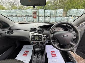 Ford Focus 1.6i 16v Zetec 5dr