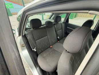 Ford Focus 1.6i 16v Zetec 5dr