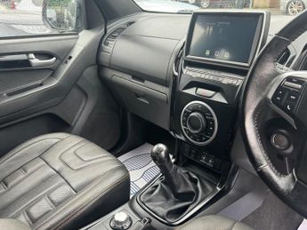 Isuzu Rodeo 1.9 TD Blade Pickup Double Cab 4dr Diesel Manual 4WD Euro 6 (164