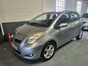 Toyota Yaris 1.33 Dual VVT-i TR MultiMode Euro 4 (s/s) 5dr