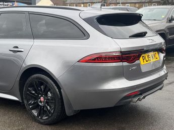 Jaguar XF 2.0d Chequered Flag Sportbrake 5dr Diesel Auto Euro 6 (s/s) (180
