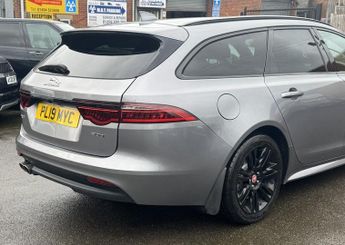Jaguar XF 2.0d Chequered Flag Sportbrake 5dr Diesel Auto Euro 6 (s/s) (180