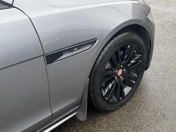 Jaguar XF 2.0d Chequered Flag Sportbrake 5dr Diesel Auto Euro 6 (s/s) (180