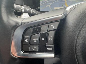 Jaguar XF 2.0d Chequered Flag Sportbrake 5dr Diesel Auto Euro 6 (s/s) (180