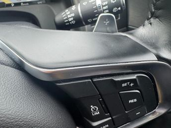 Jaguar XF 2.0d Chequered Flag Sportbrake 5dr Diesel Auto Euro 6 (s/s) (180