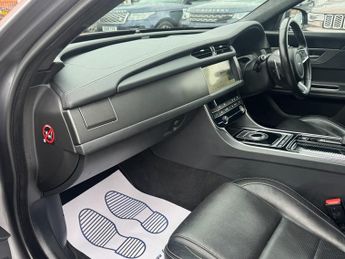 Jaguar XF 2.0d Chequered Flag Sportbrake 5dr Diesel Auto Euro 6 (s/s) (180