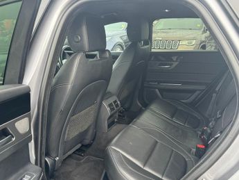 Jaguar XF 2.0d Chequered Flag Sportbrake 5dr Diesel Auto Euro 6 (s/s) (180