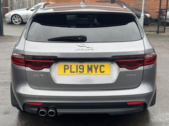 Jaguar XF 2.0d Chequered Flag Sportbrake 5dr Diesel Auto Euro 6 (s/s) (180