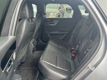 Jaguar XF 2.0d Chequered Flag Sportbrake 5dr Diesel Auto Euro 6 (s/s) (180